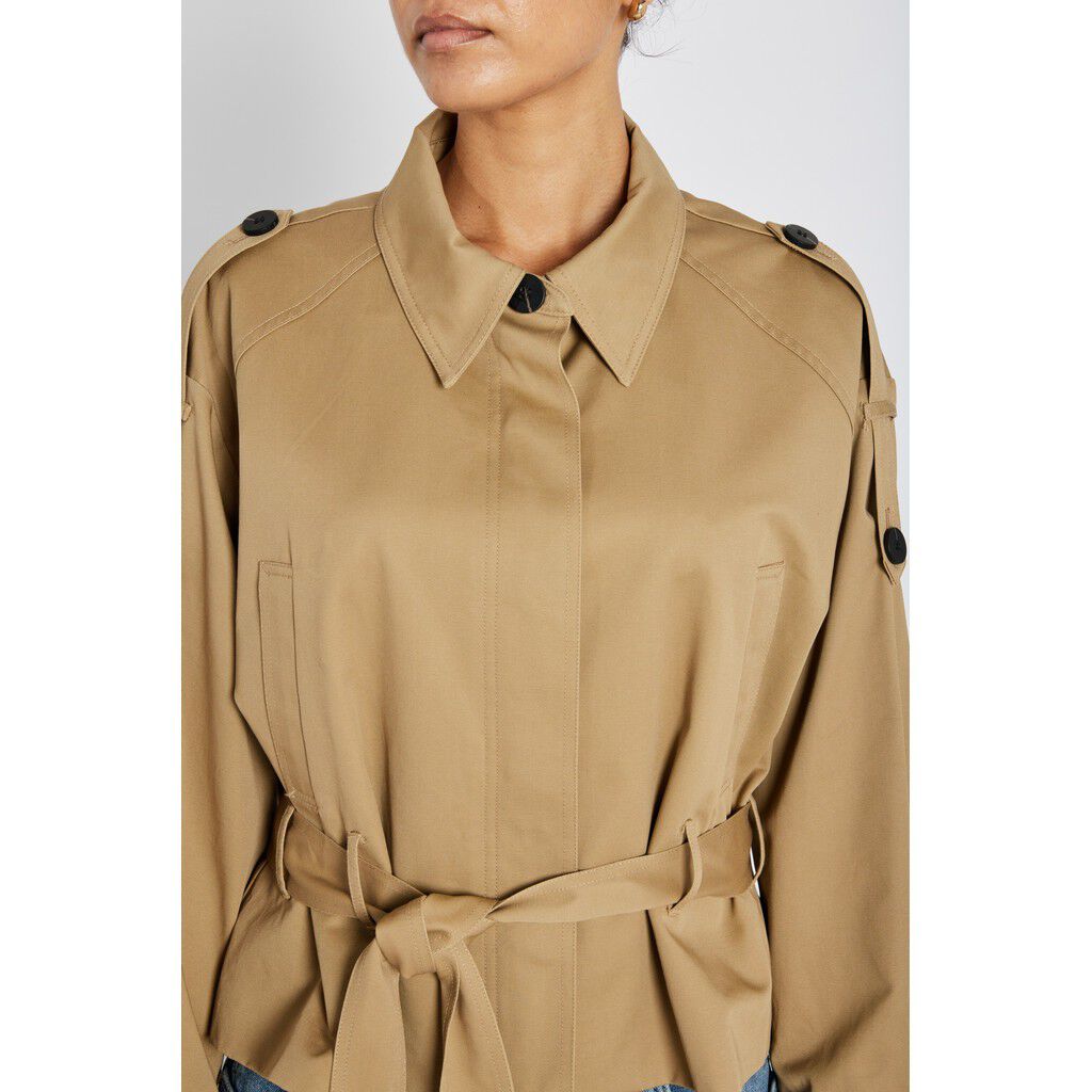 PonapeaBBTillia jacket