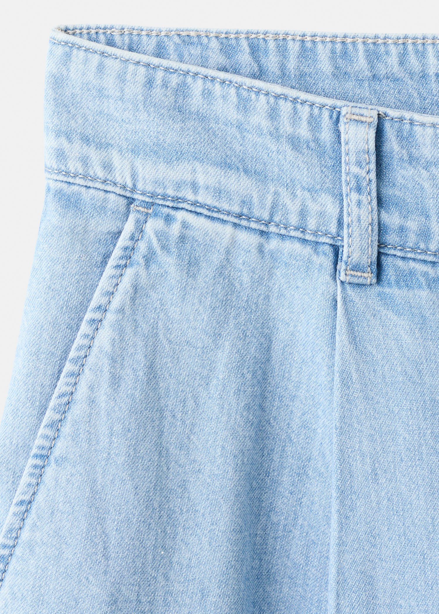 Mid-rise denim bermuda shorts with