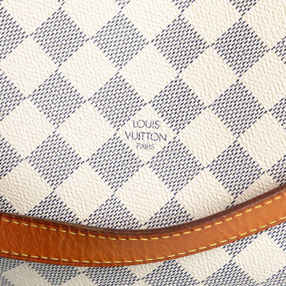 Louis Vuitton Totally