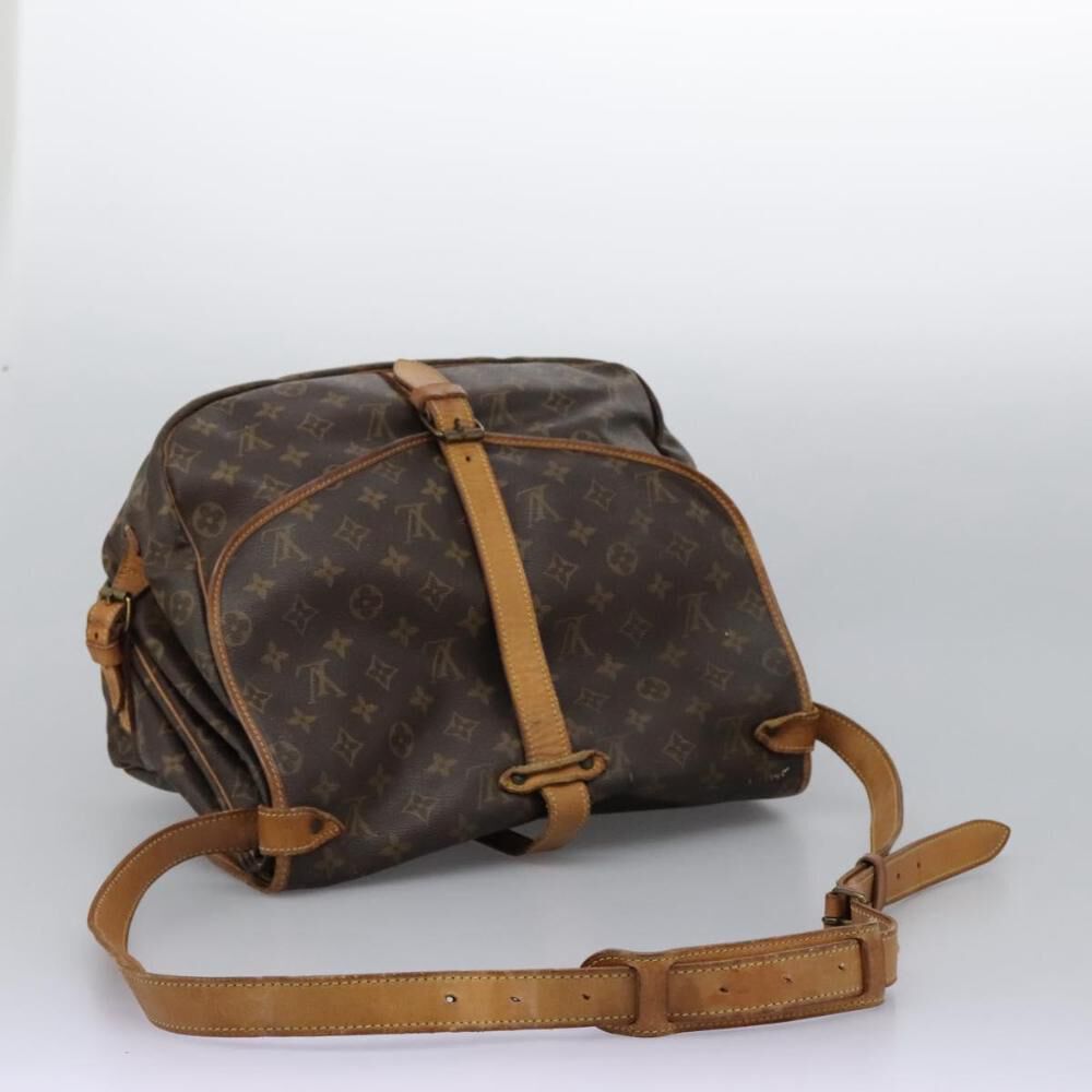 Louis Vuitton Saumur