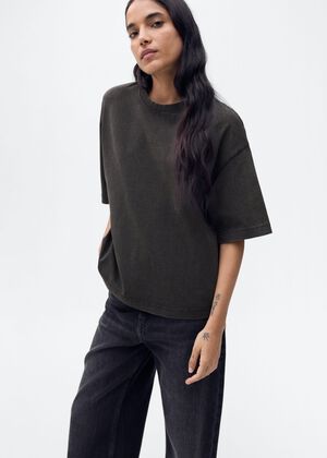 Short-sleeved cotton t-shirt