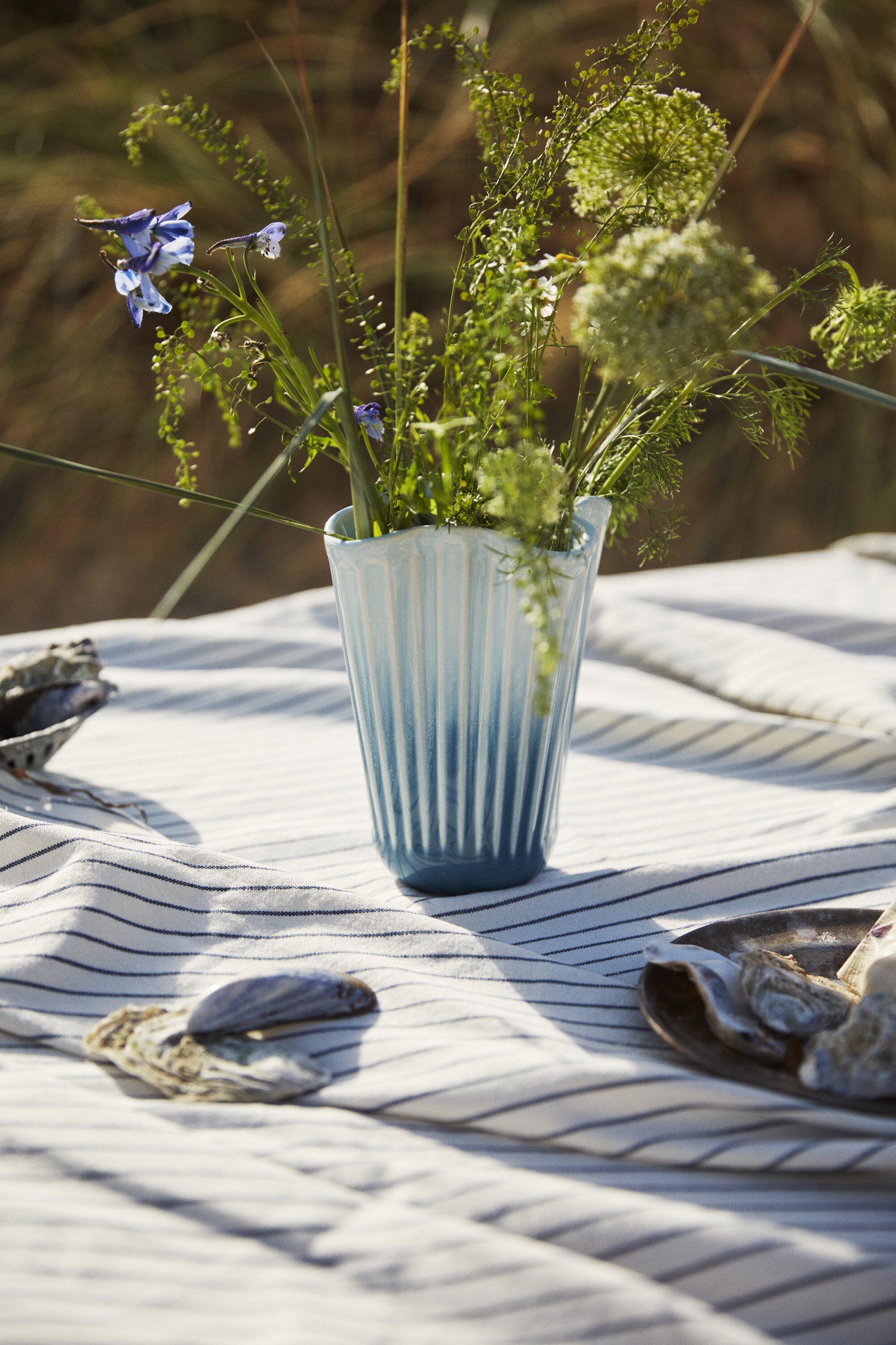 Hammersh&oslash;i Unfold Vase H20. 5 cm bl&aring;