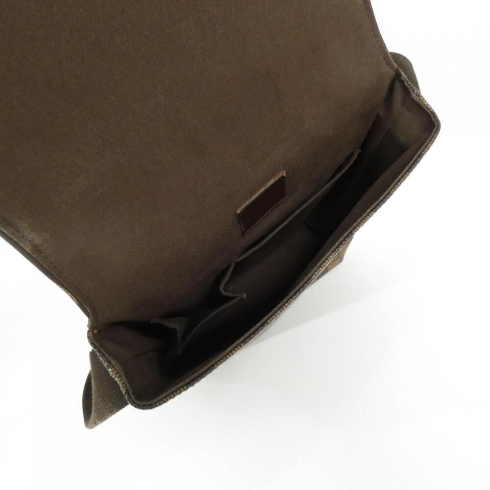 Louis Vuitton Messenger