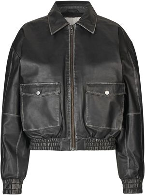 Opeyamd jacket