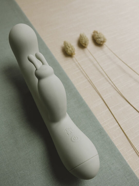 Saro Rabbit Vibrator