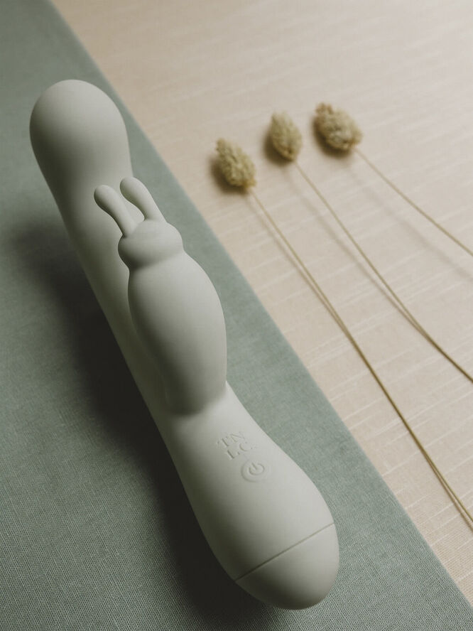 Saro Rabbit Vibrator
