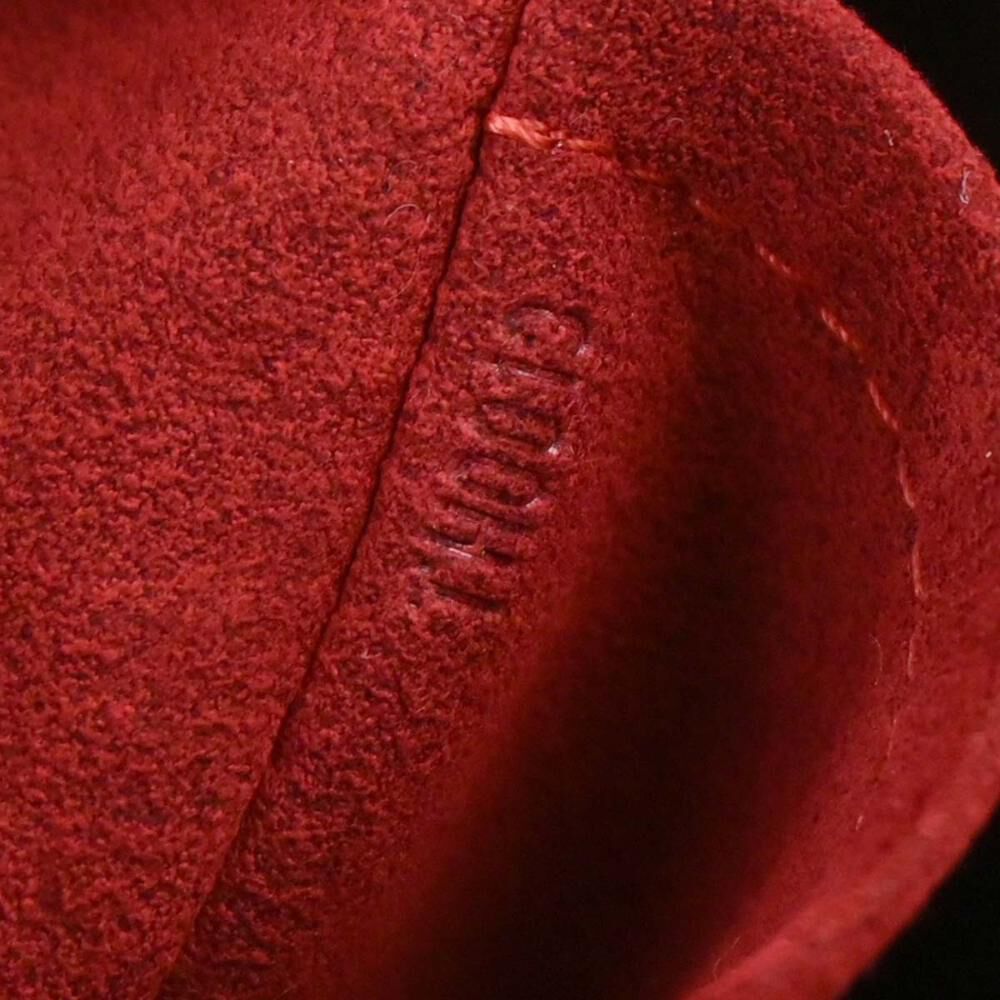 Louis Vuitton Croissant