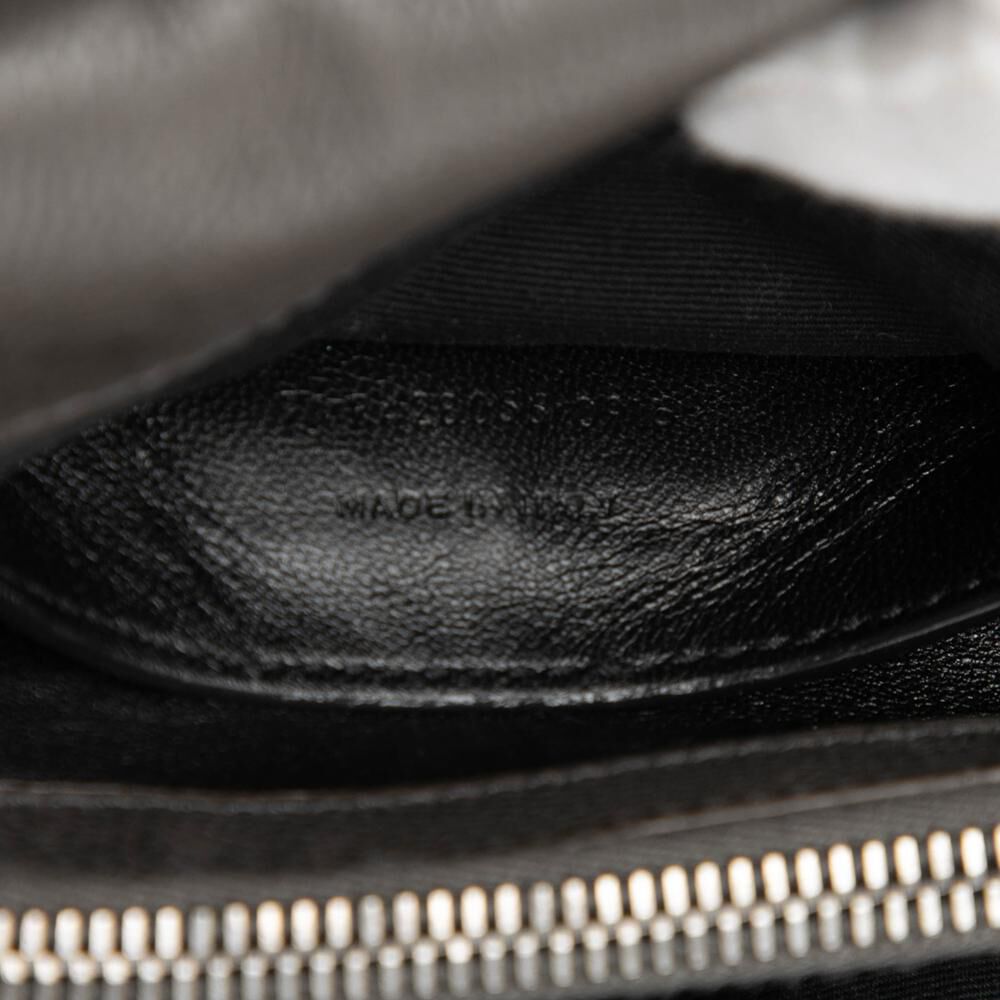 Yves Saint Laurent Shoulder Bag