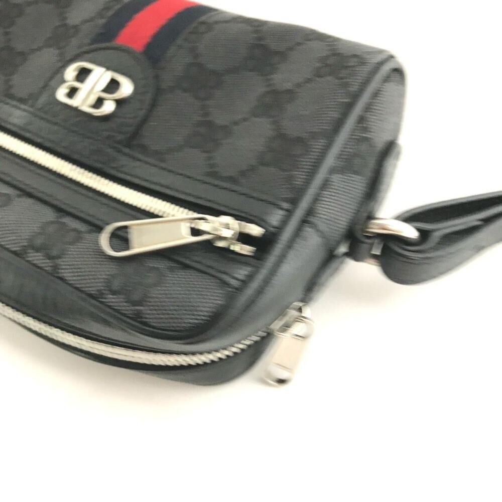 Gucci Shoulder Bag