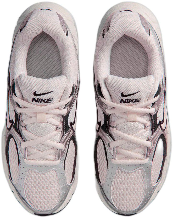 V5 RNR Sneakers