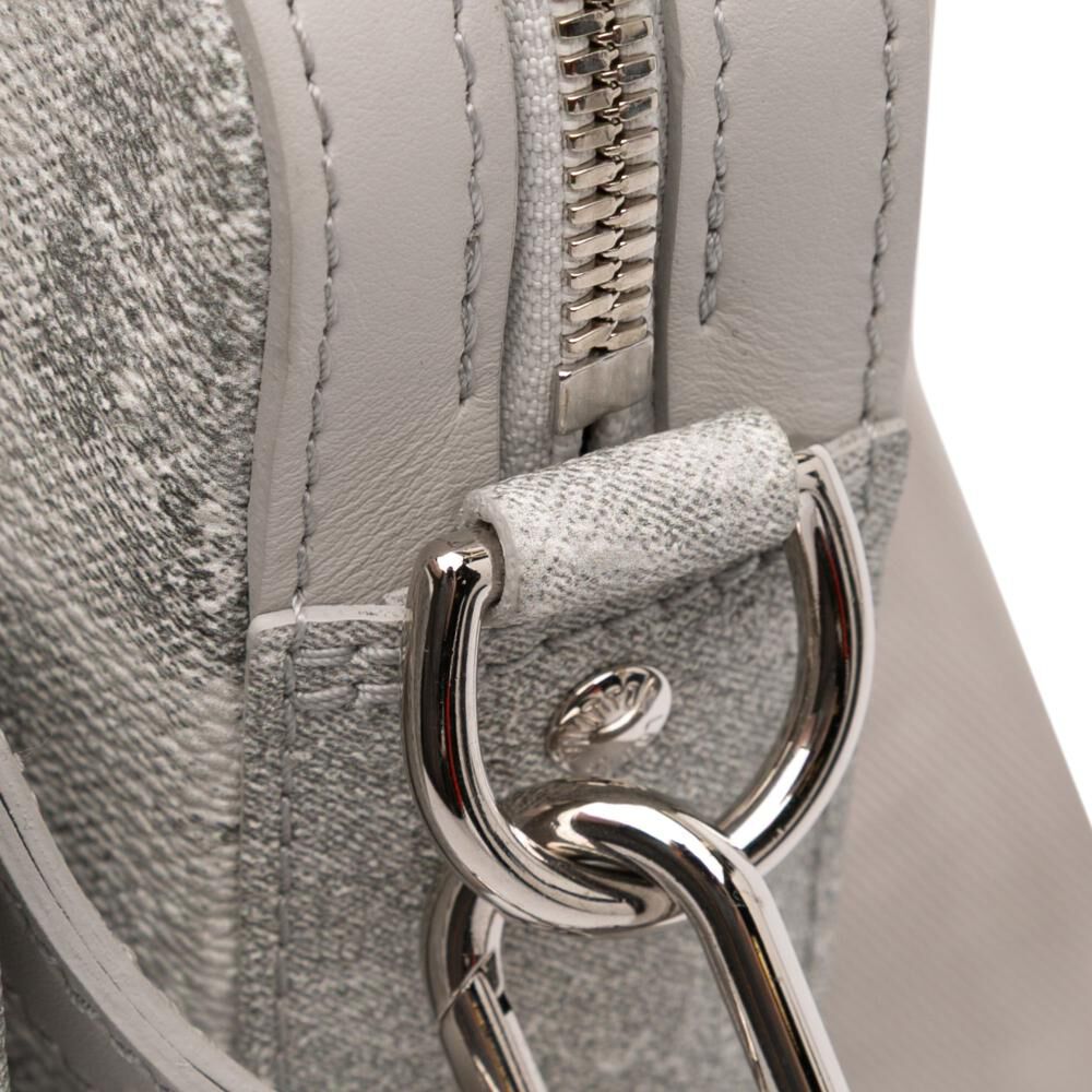 Louis Vuitton Messenger