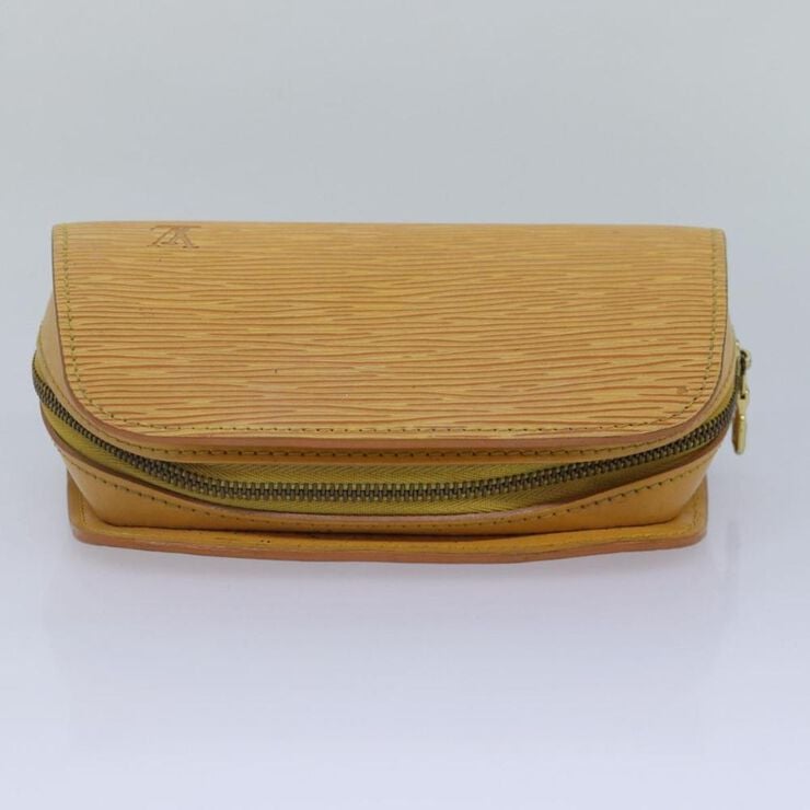 Louis Vuitton Dauphine