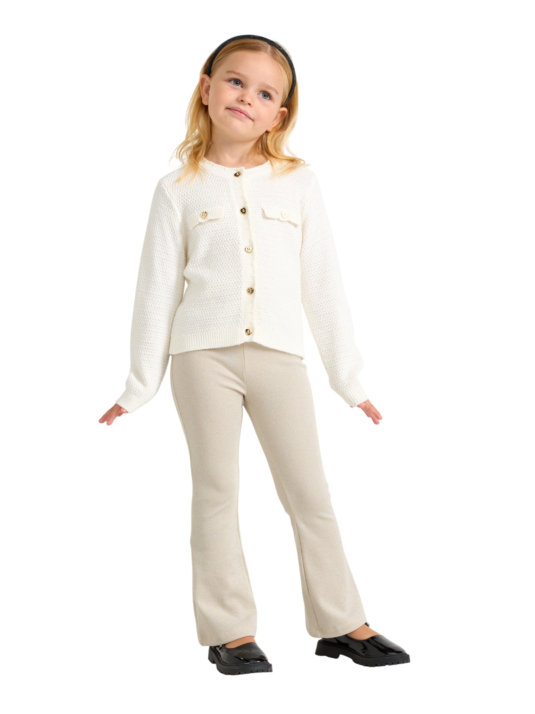 Strikket cardigan med hjerteknapper