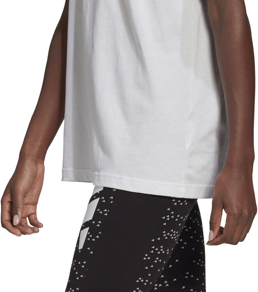 Badge of Sport Graphic T-shirt