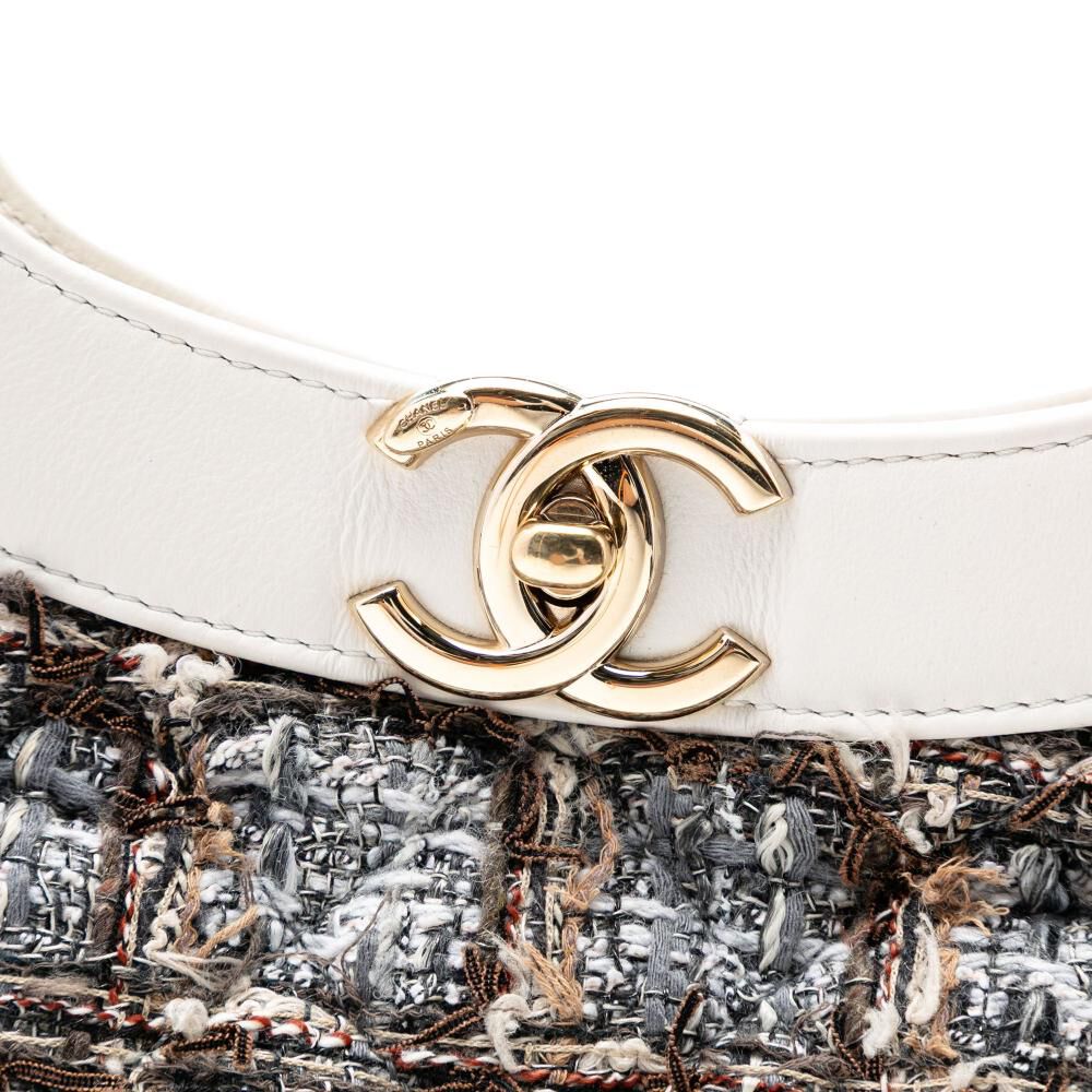 Chanel Shopper