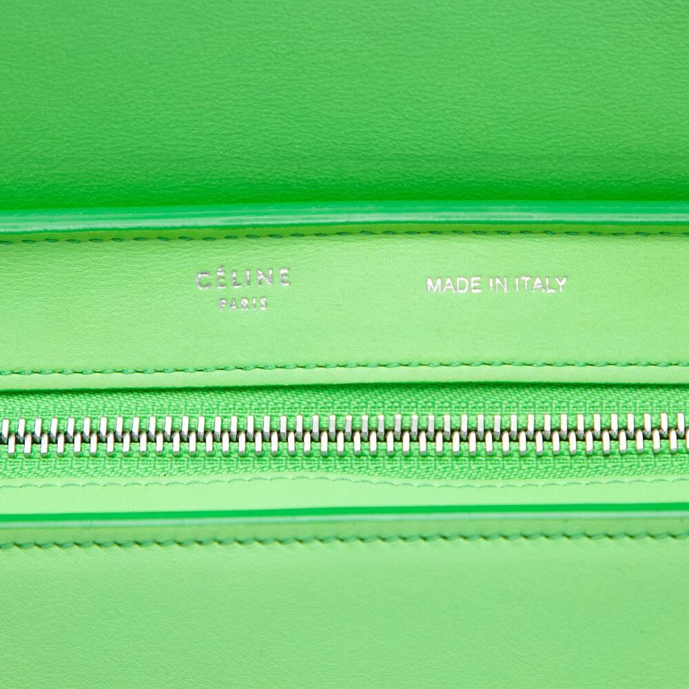 C&eacute;line Trapeze