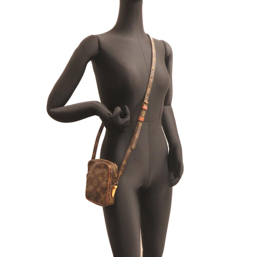 Louis Vuitton Shoulder Bags