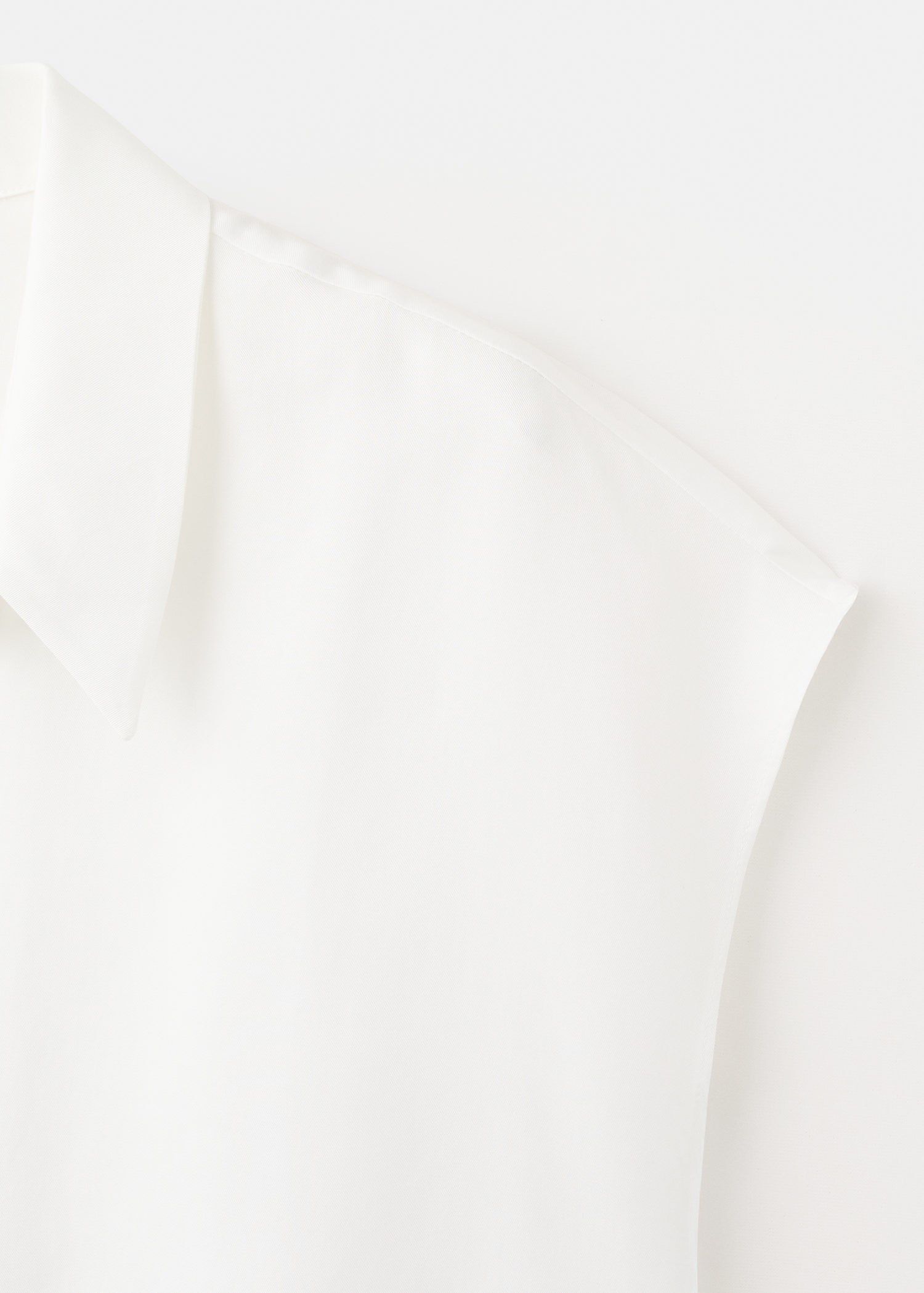 Short-sleeved lyocell shirt