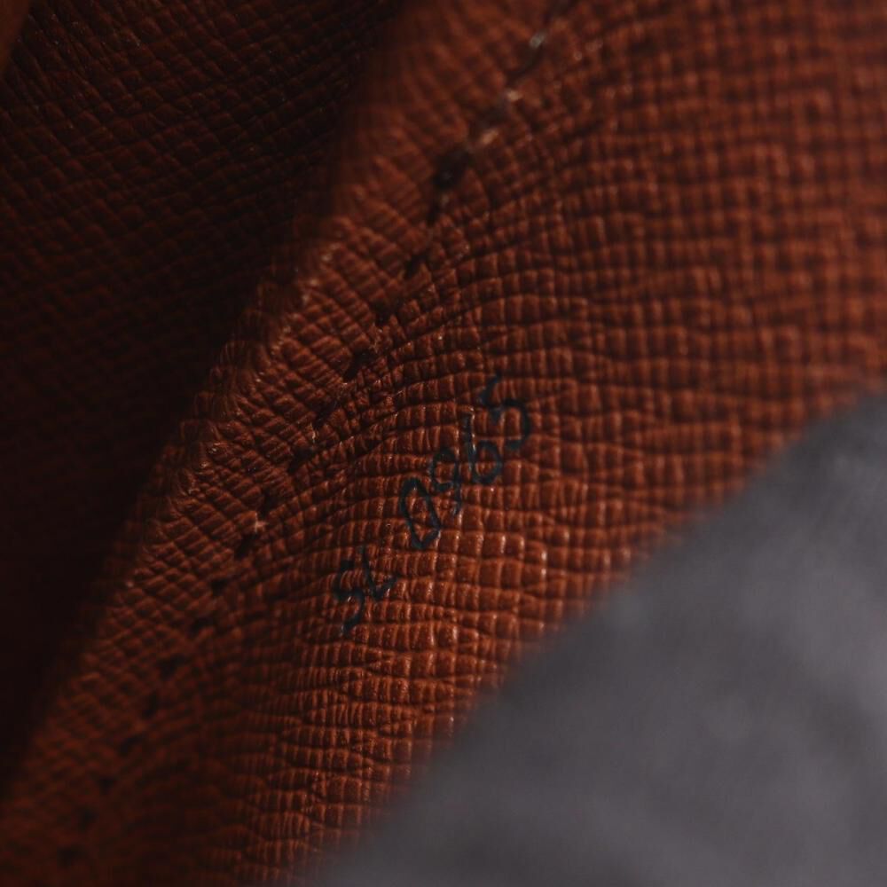 Louis Vuitton Cartouchiere