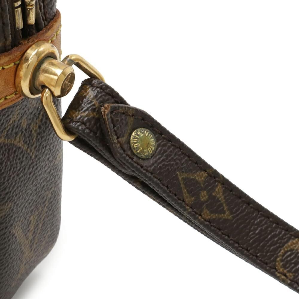 Louis Vuitton Clutch