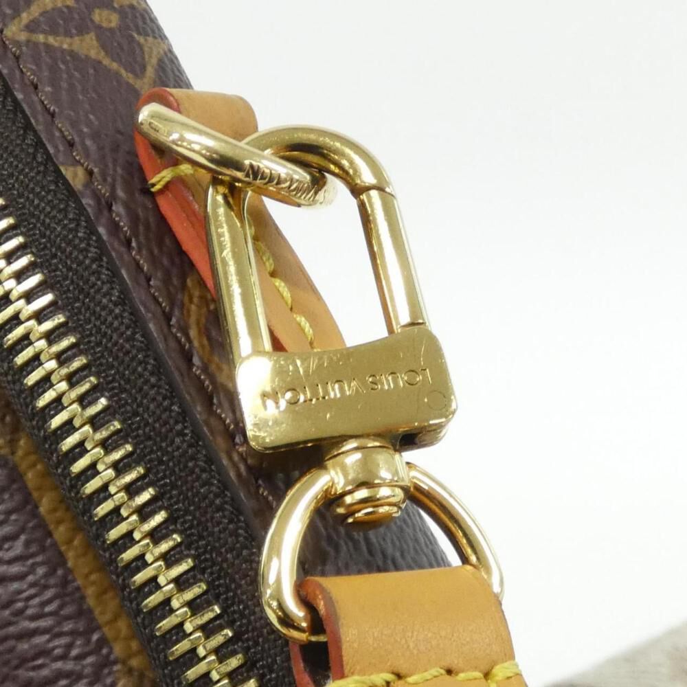 Louis Vuitton Shoulder Bags