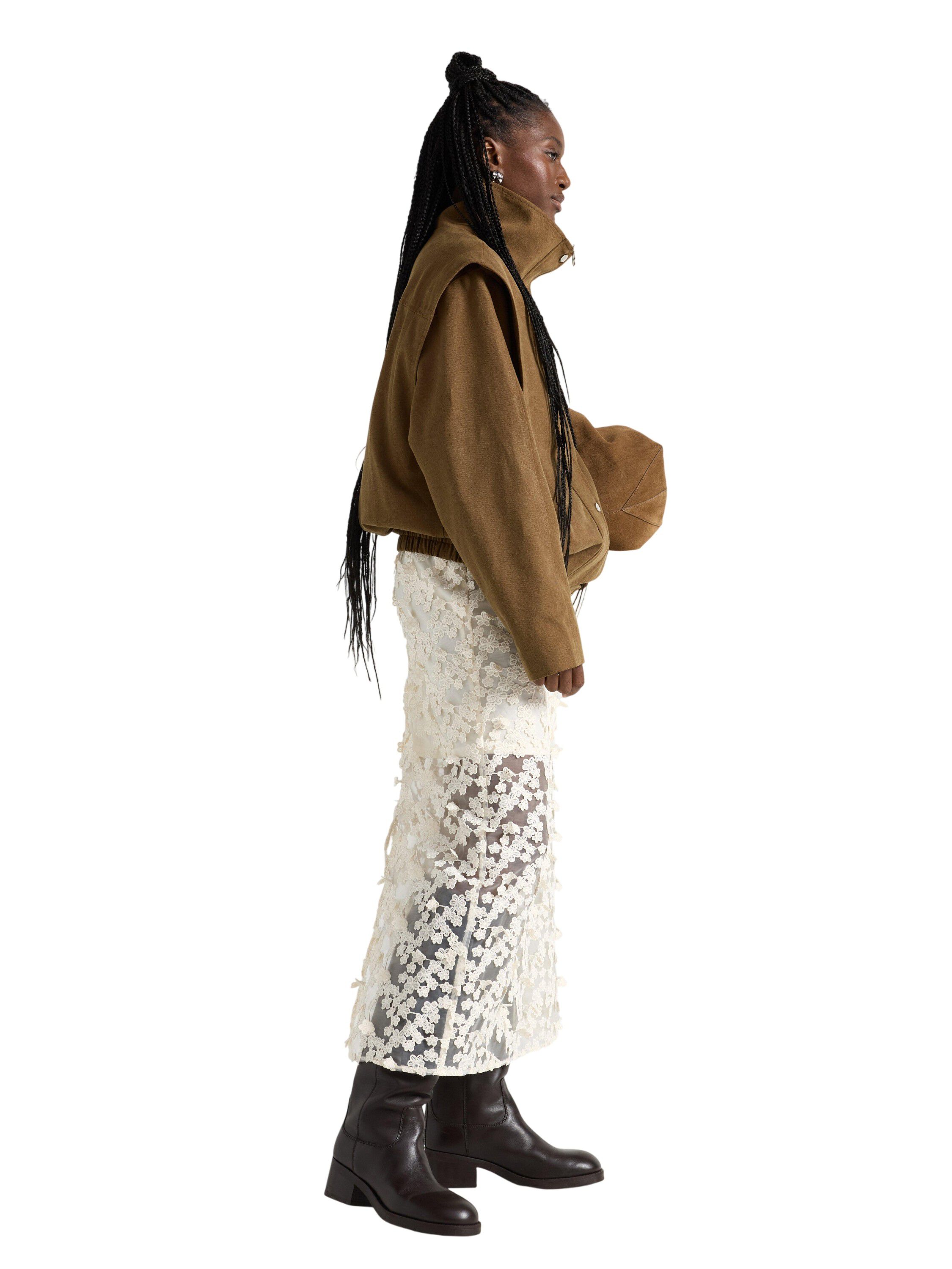 Midi skirt in mesh and with embroid