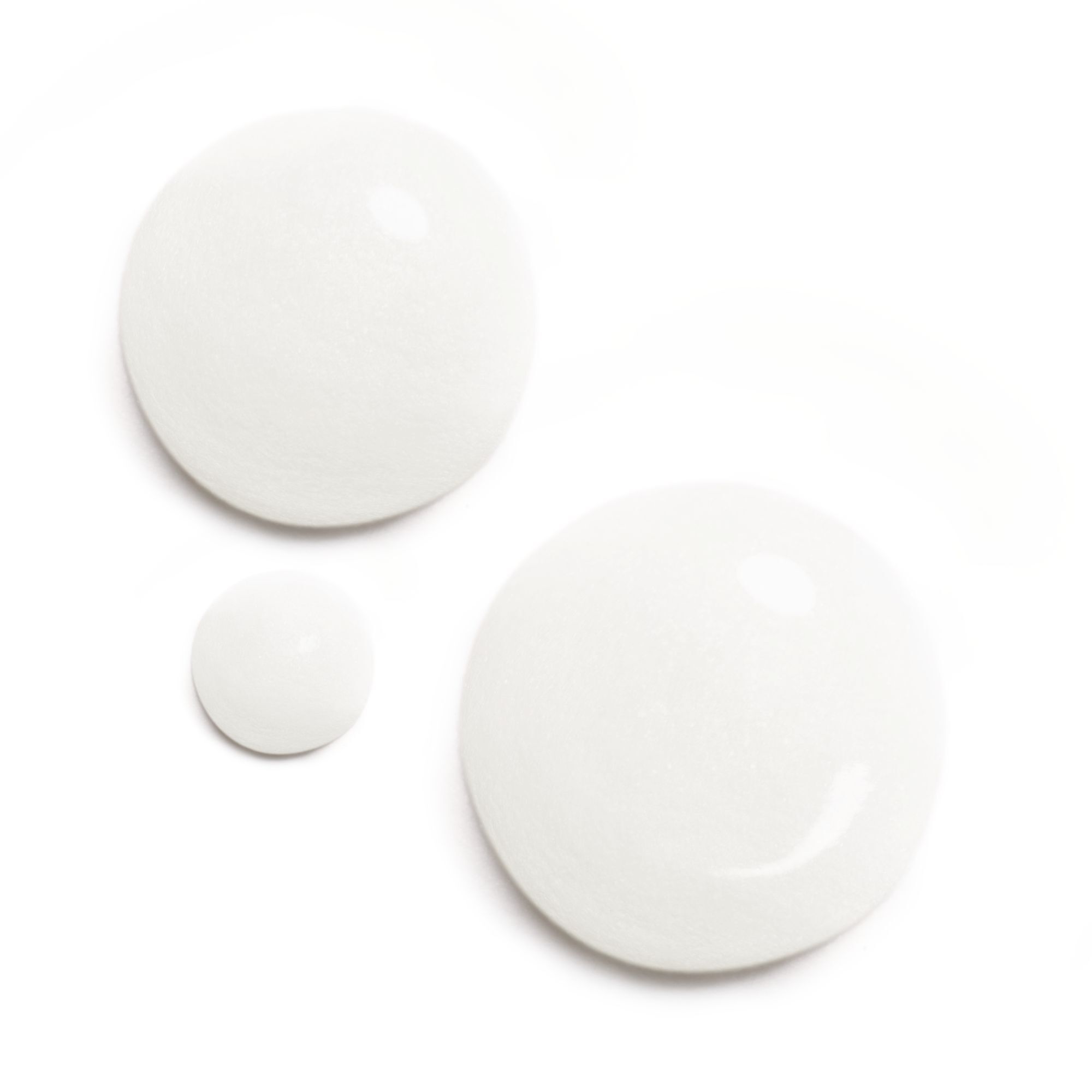 LYSNENDE, ENSARTENDE OG BEROLIGENDE SERUM