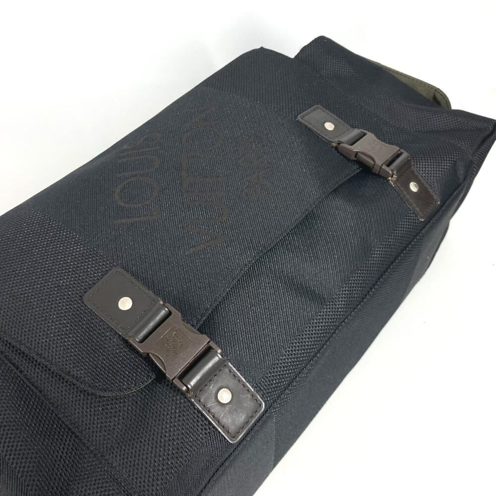 Louis Vuitton Messenger