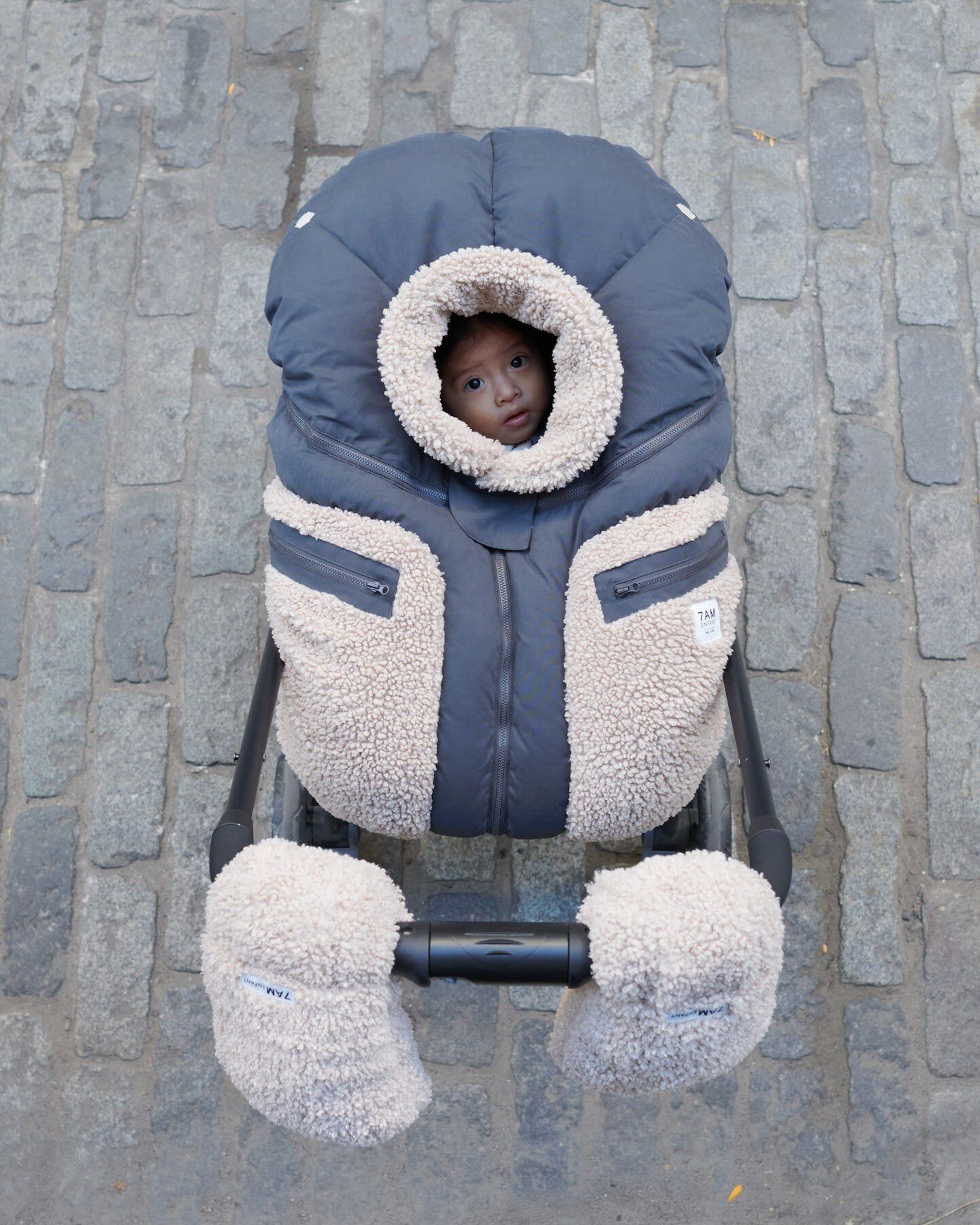 Car Seat Cocoon - Teddy Appliqu&eacute;