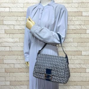 Fendi Baguette Mamma