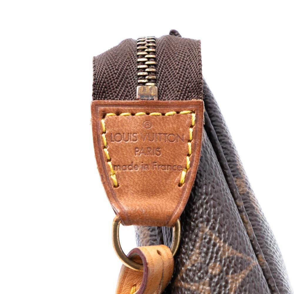 Louis Vuitton Pochette Accessoires