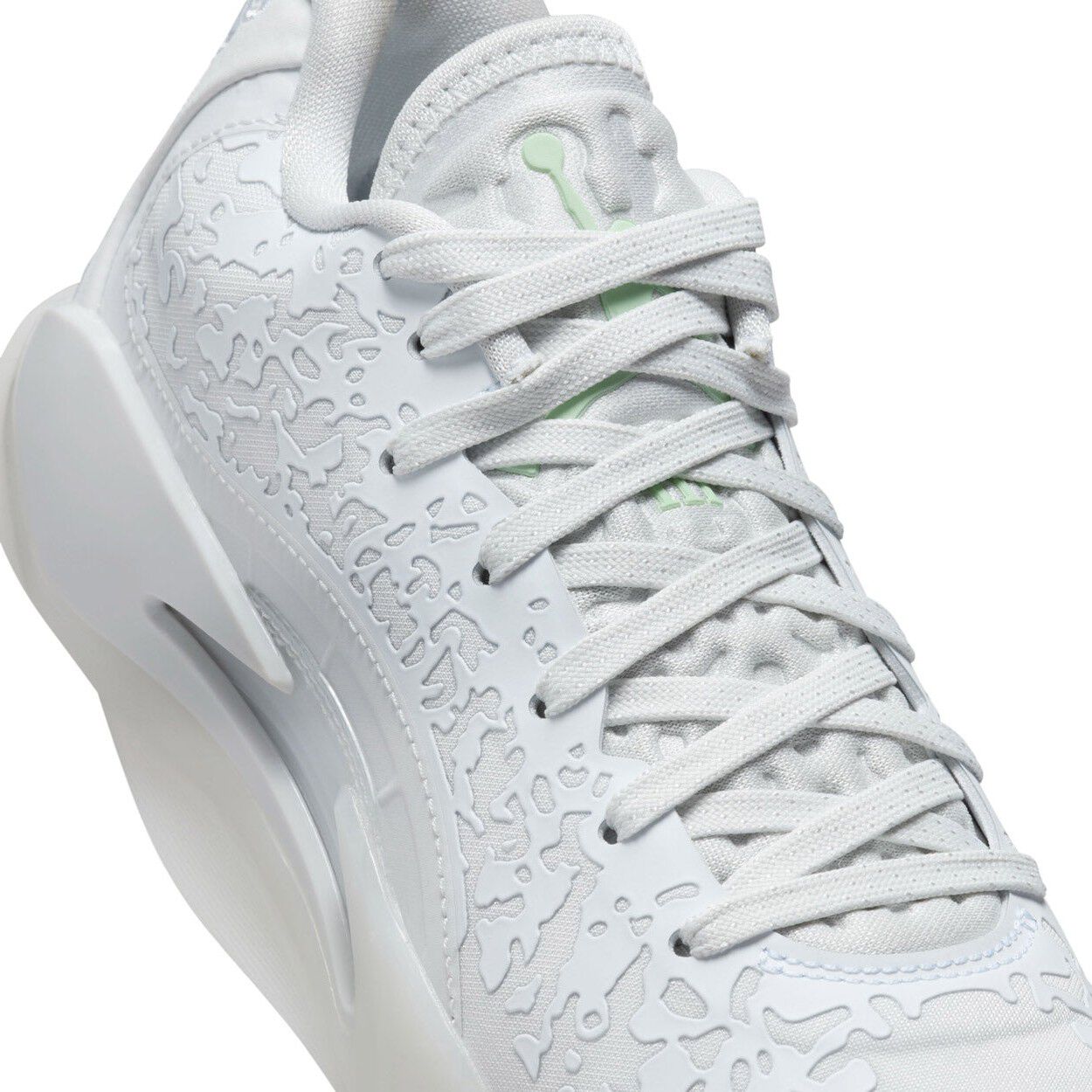 Jordan Zion 3 Sneakers