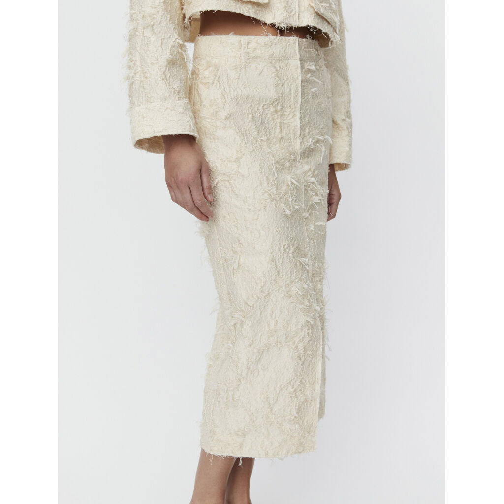 Adi - Artistic Structure