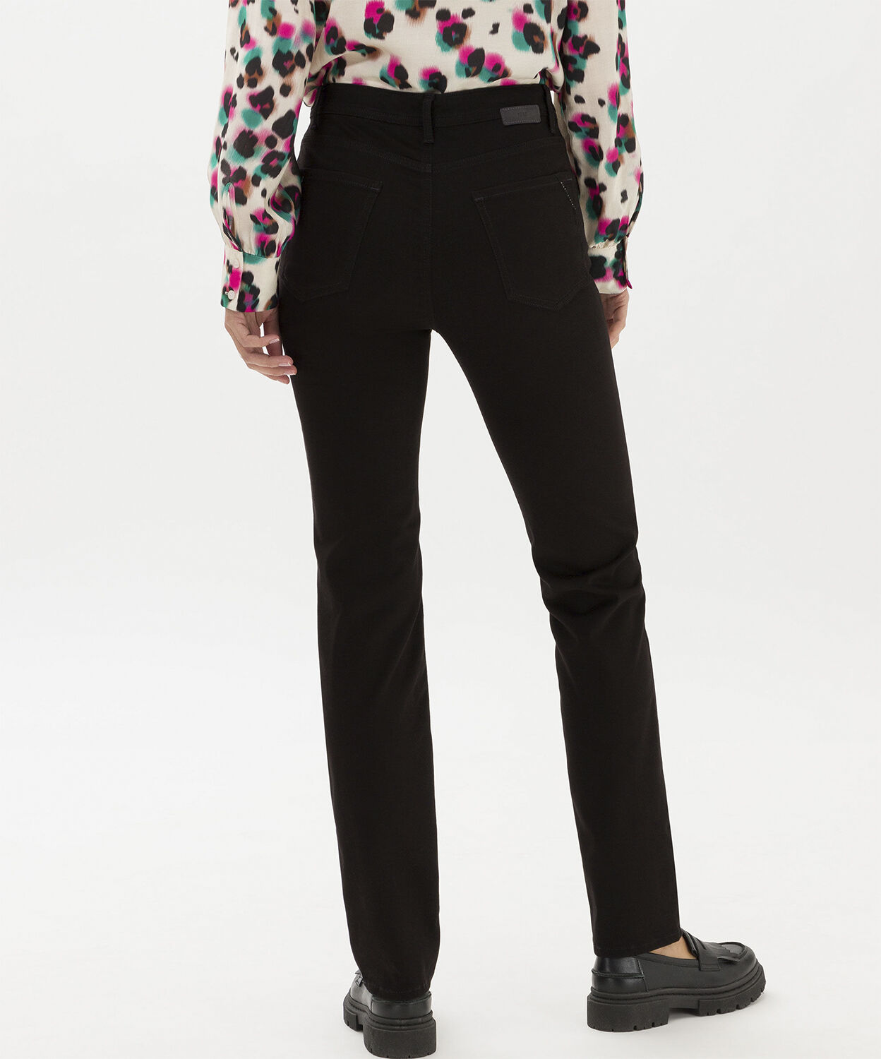 STYLE. CAROLA