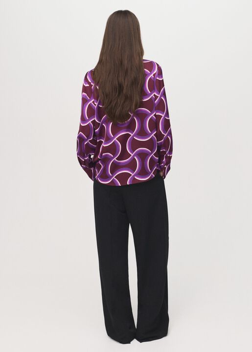 Shirt with abstract print
