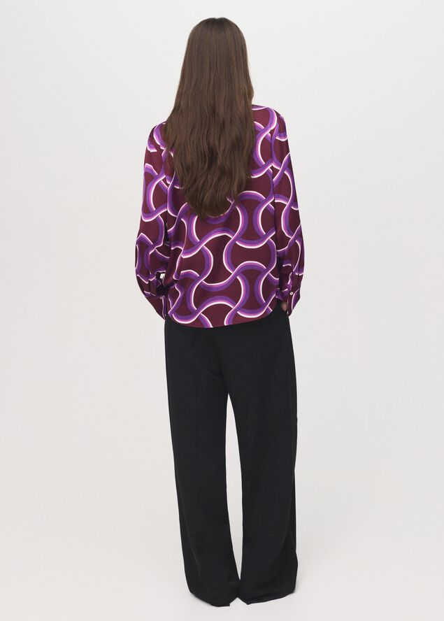 Shirt with abstract print