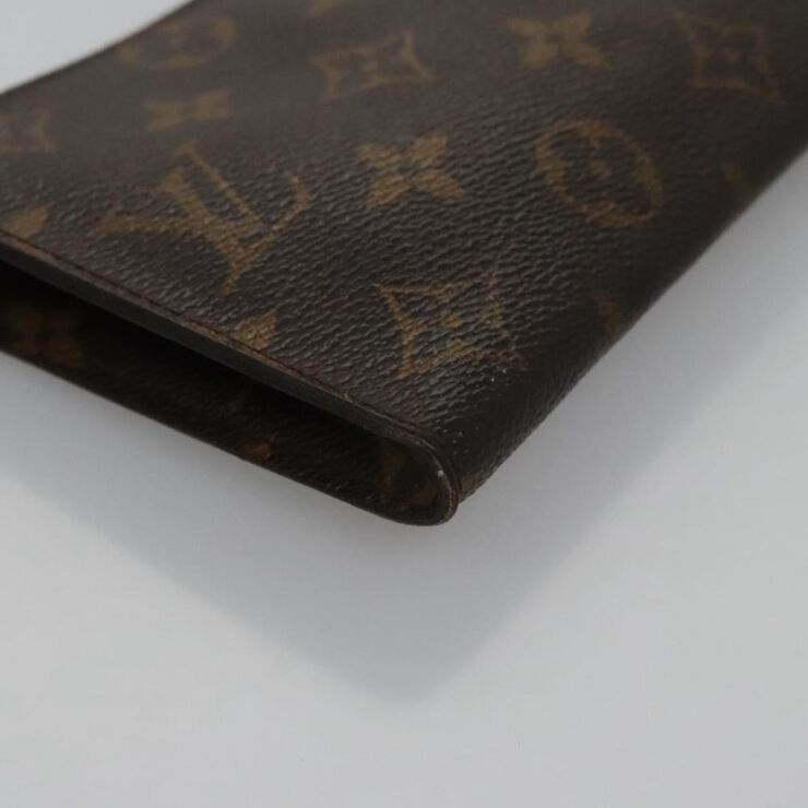Louis Vuitton Pouch