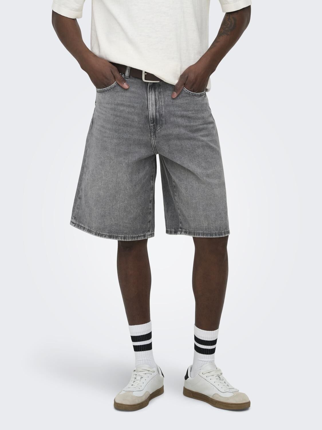 ONSCARL BAL MG 6369 TAI DNM SHORTS
