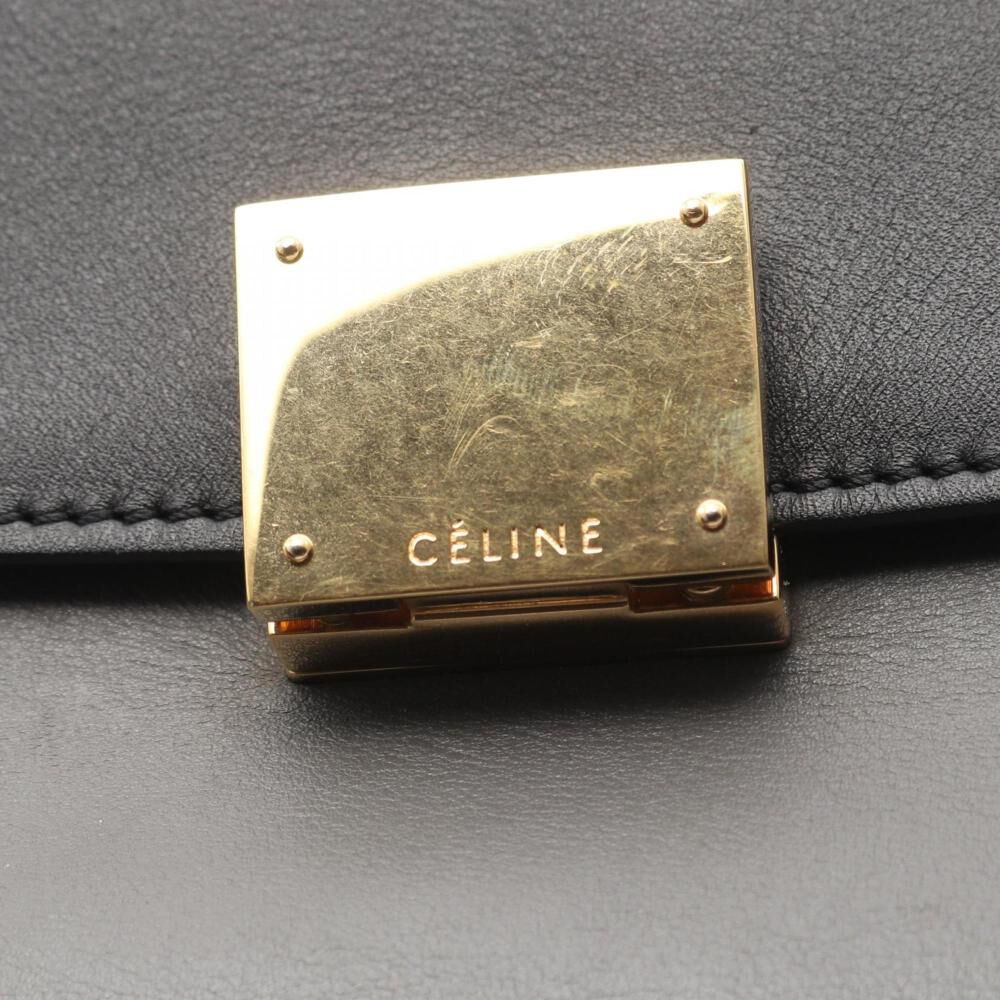 C&eacute;line Trapeze