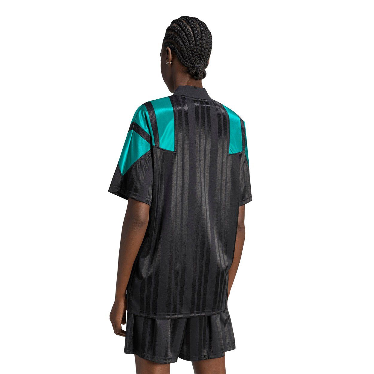 Liverpool FC EQT T-shirt