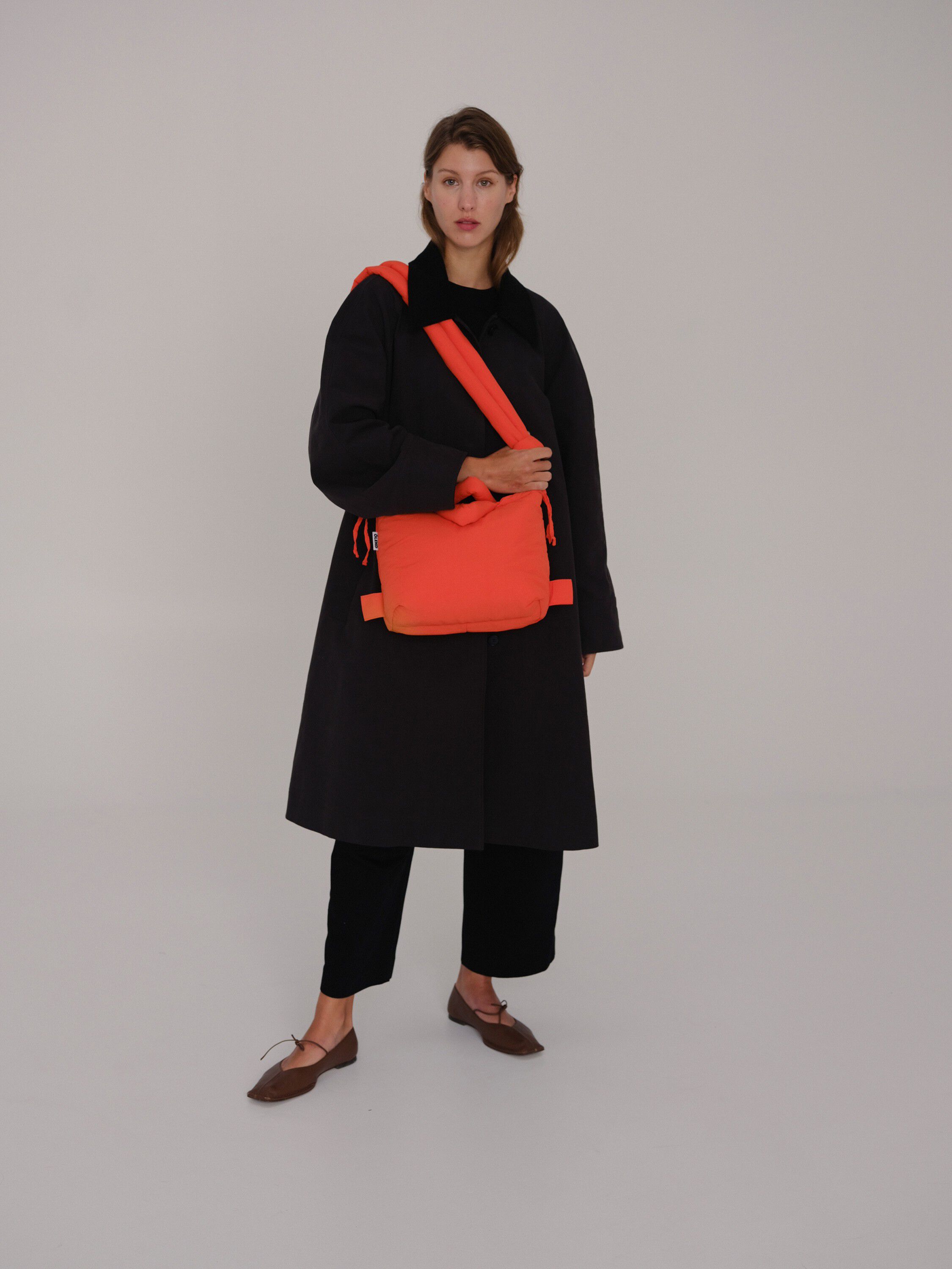 Compact Ona Soft Bag