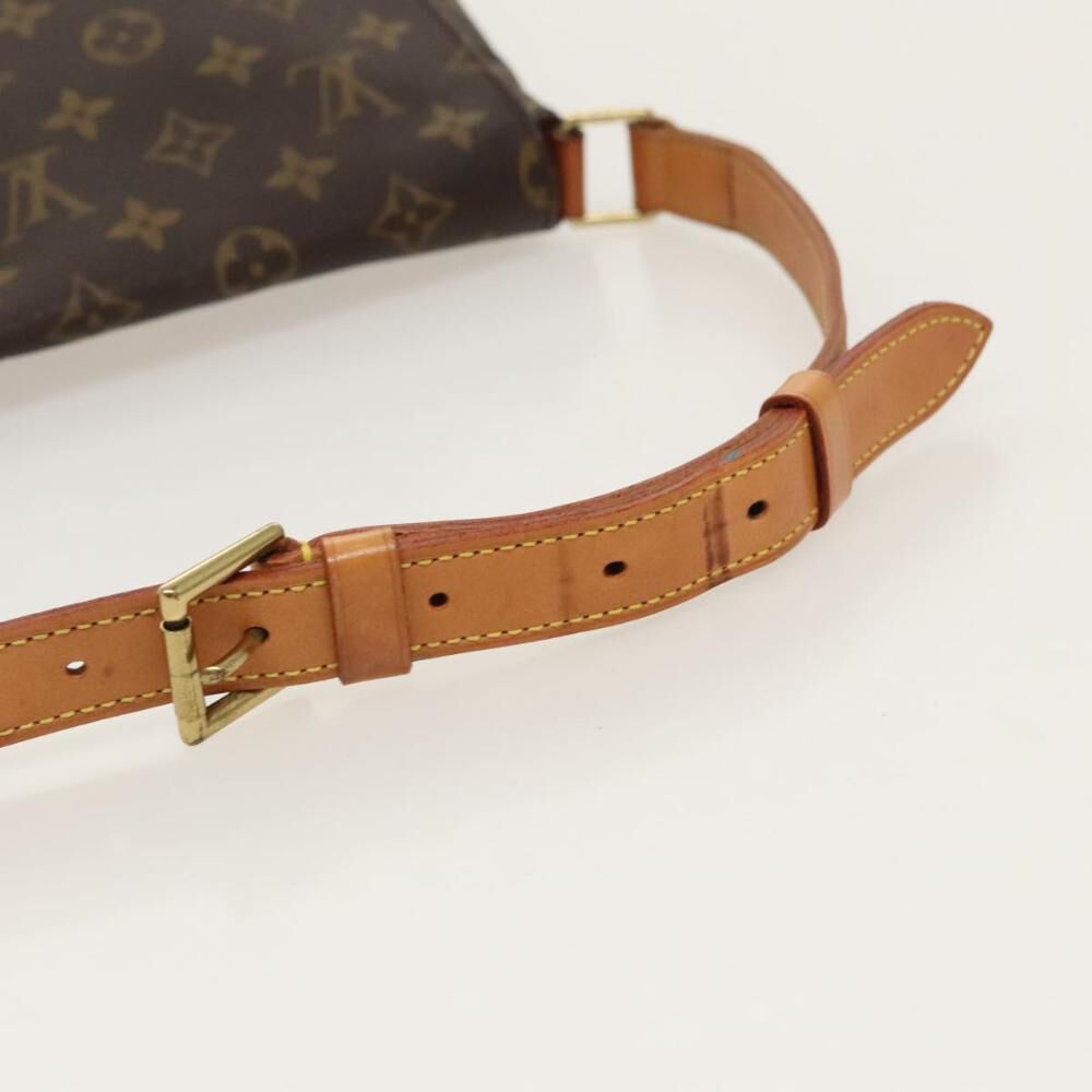 Louis Vuitton Shoulder Bags