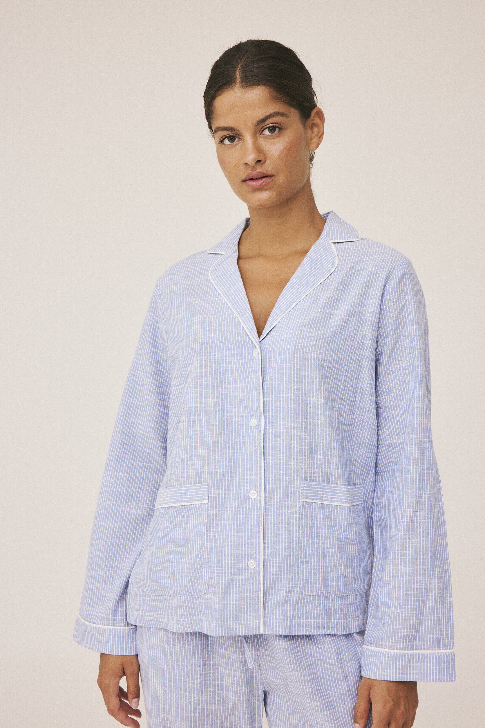 Lingeri & natt&oslash;j