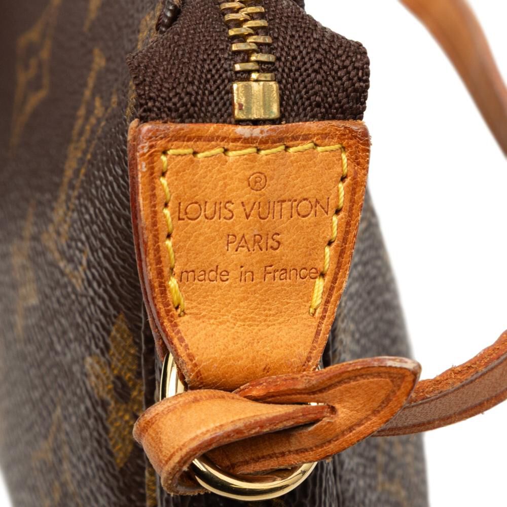 Louis Vuitton Pochette Accessoires