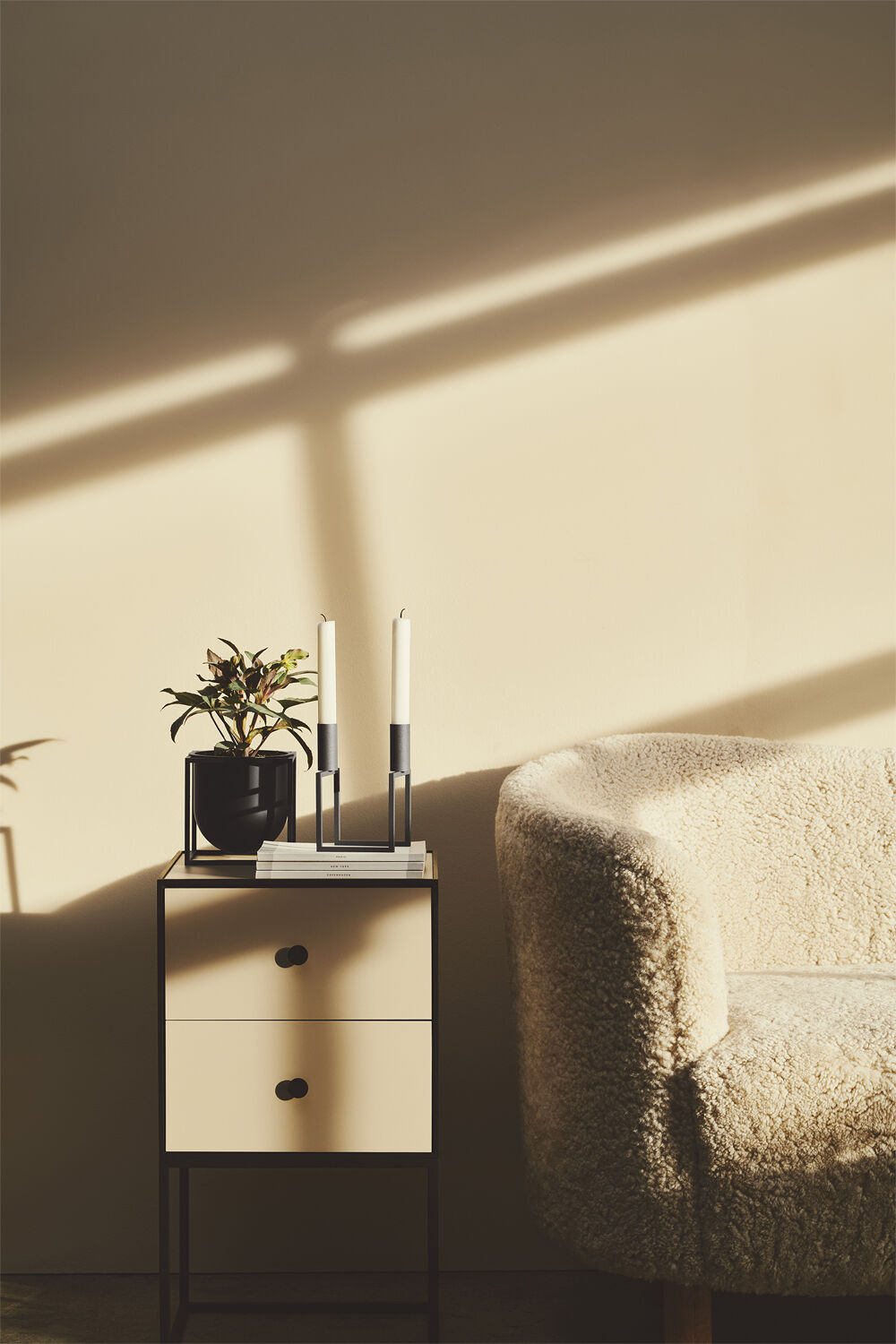 Frame 35 med 2 skuffer - R&oslash;get Eg