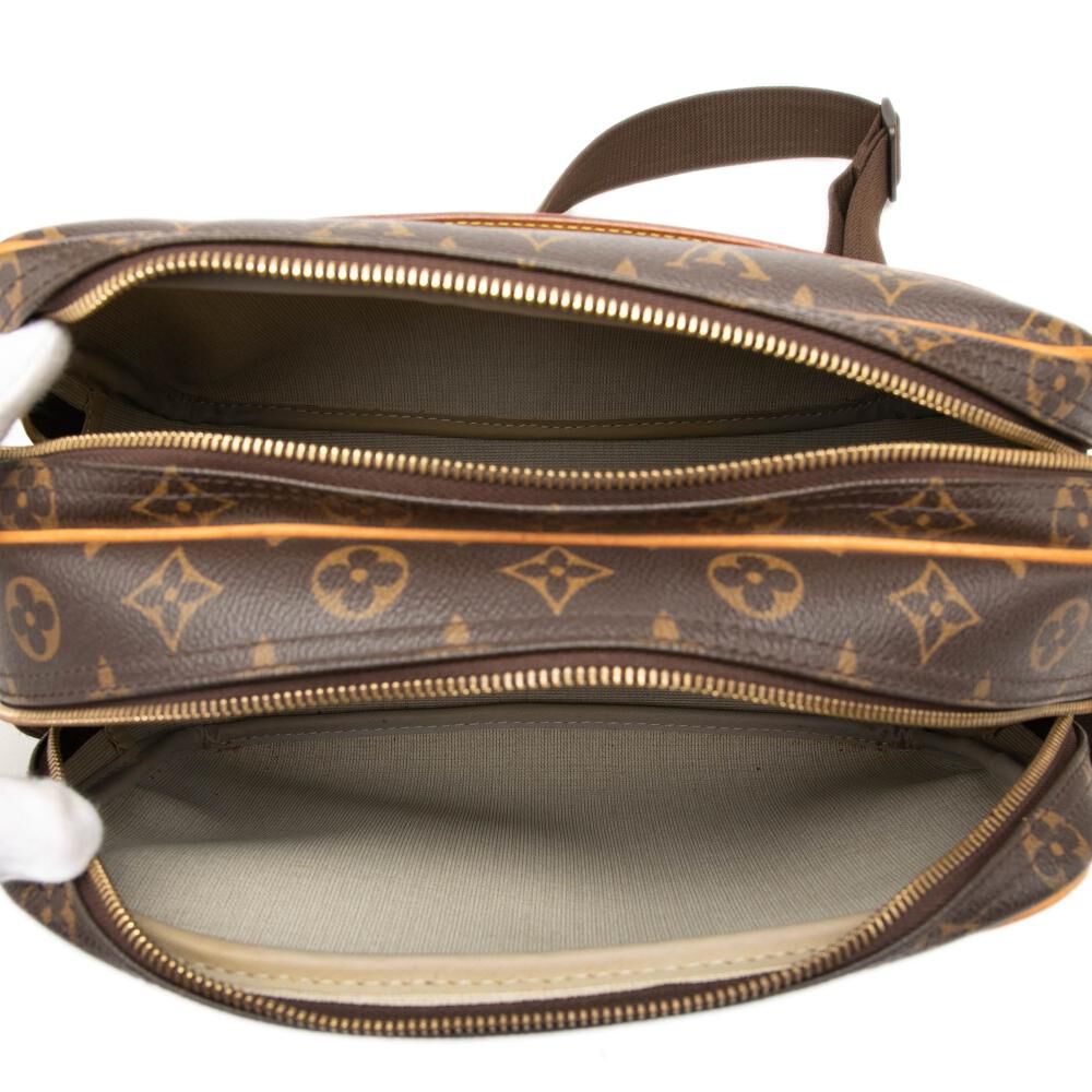 Louis Vuitton Reporter