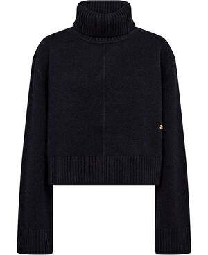Compact Wool Turtleneck