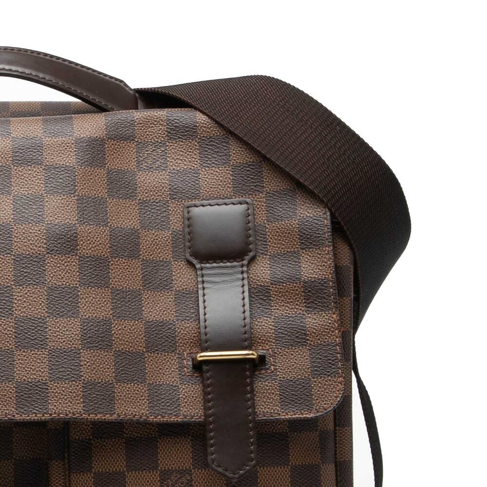 Louis Vuitton Broadway