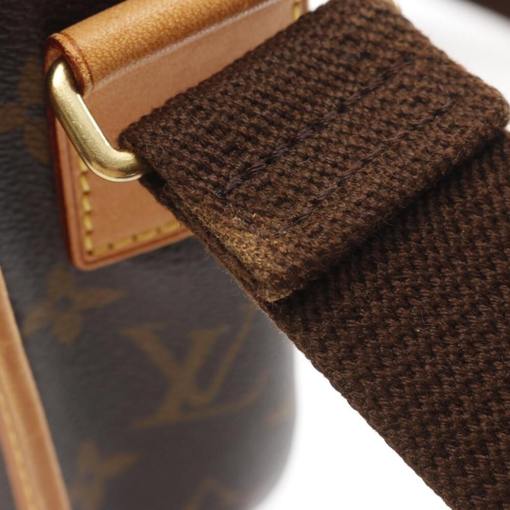 Louis Vuitton Bosphore