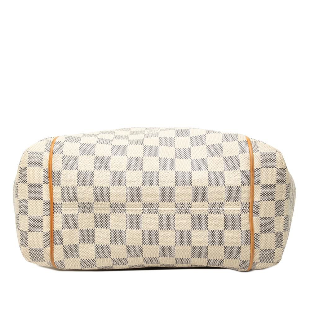 Louis Vuitton Totally